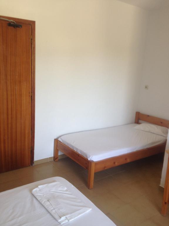 Manos Pension Фаліракі Номер фото